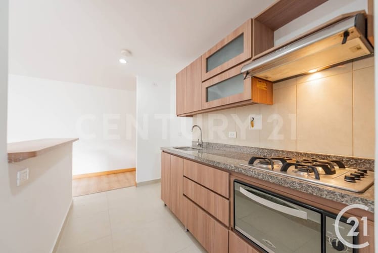 Apartamento de 2 alcobas en venta en Rionegro, 73 m² · foto 2 de 17