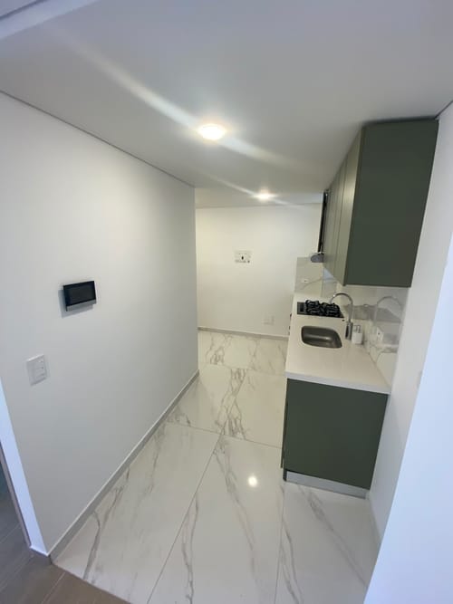 Apartamento de 1 alcoba en arriendo en Chicó Navarra, Bogotá, 56 m² · foto 12 de 18