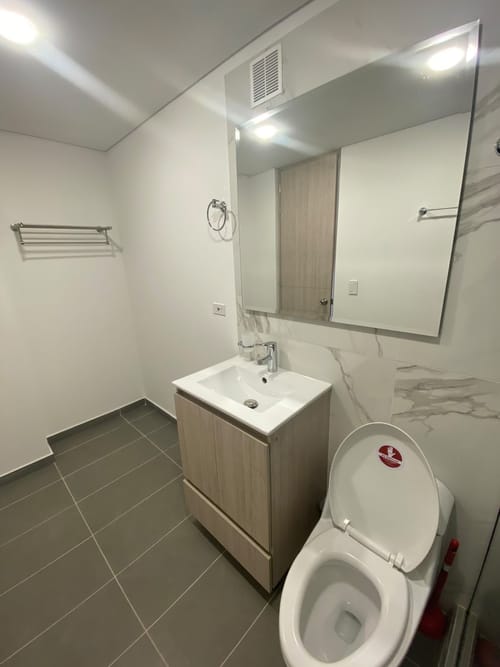 Apartamento de 1 alcoba en arriendo en Chicó Navarra, Bogotá, 56 m² · foto 14 de 18
