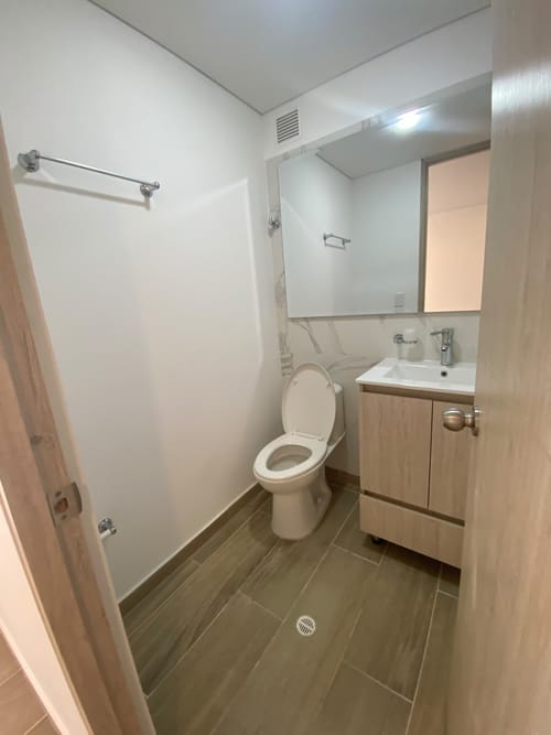 Apartamento de 1 alcoba en arriendo en Chicó Navarra, Bogotá, 56 m² · foto 4 de 18