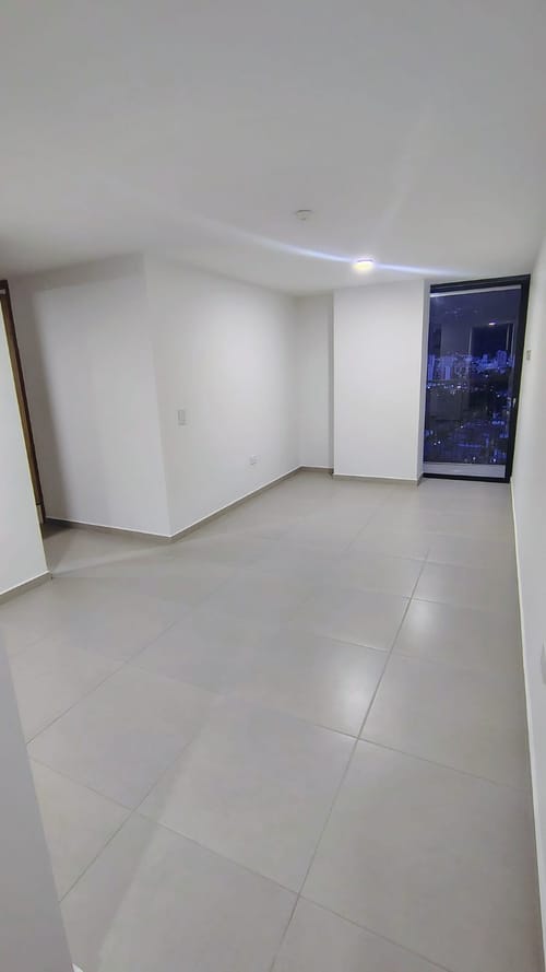 Apartamento de 3 alcobas en arriendo en Anillo Vial, Floridablanca, 72 m² · foto 4 de 19
