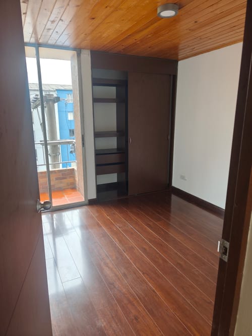 Apartamento de 2 alcobas en arriendo en Engativá, Bogotá, 49 m² · foto 5 de 7