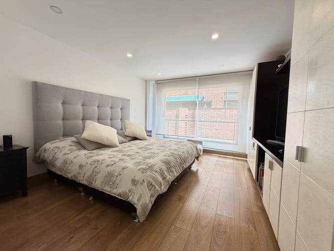 Apartamento de 3 alcobas en venta en La Calleja, Bogotá, 137 m² · foto 16 de 17
