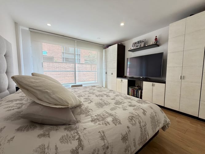 Apartamento de 3 alcobas en venta en La Calleja, Bogotá, 137 m² · foto 10 de 17