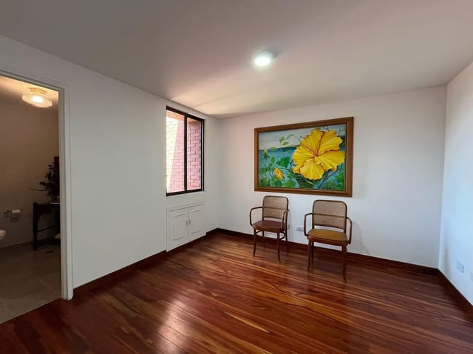 Apartamento de 3 alcobas en arriendo en Cristales, Cali, 156 m² · foto 6 de 15