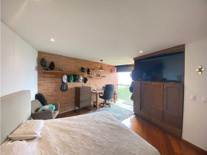 Apartamento de 2 alcobas en venta en Transversal Superior, Medellín, 118 m² · foto 11 de 16