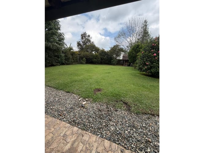Casa de 2 alcobas en arriendo en Gualanday, Rionegro, 900 m² · foto 2 de 9