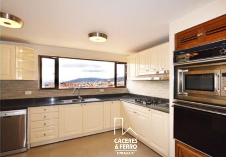 Apartamento de 3 alcobas en venta en Chapinero, Bogotá, 330 m² · foto 13 de 18