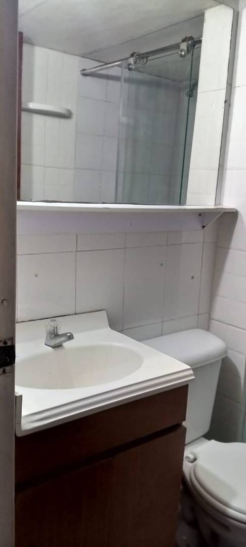 Apartamento de 3 alcobas en venta en Portales Del Norte, Bogotá, 70 m² · foto 10 de 12