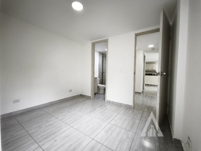 Apartamento de 3 alcobas en arriendo en Las Lomitas, Sabaneta, 57 m² · foto 6 de 16