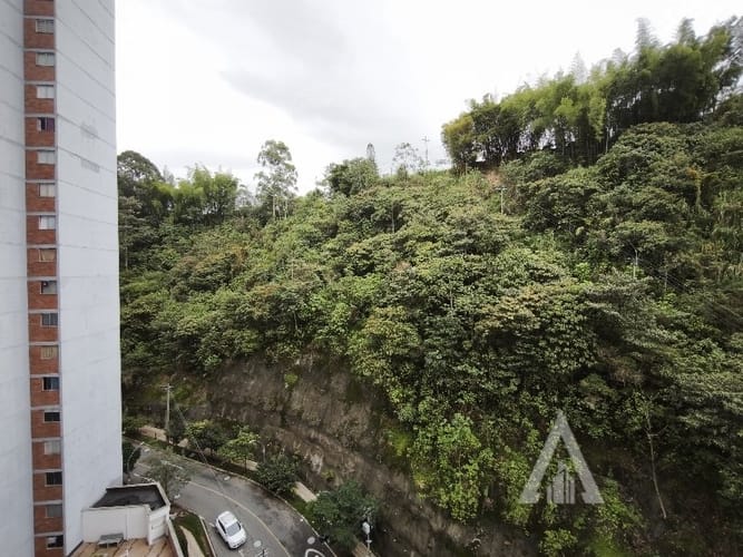 Apartamento de 3 alcobas en arriendo en Las Lomitas, Sabaneta, 57 m² · foto 10 de 16