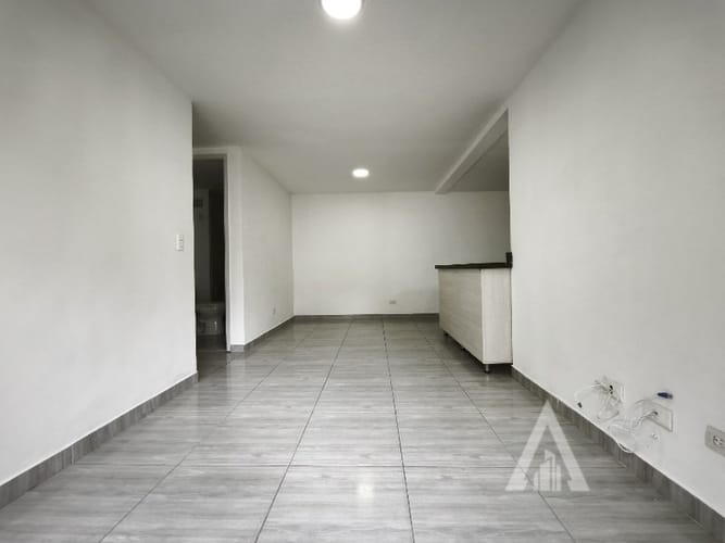 Apartamento de 3 alcobas en arriendo en Las Lomitas, Sabaneta, 57 m² · foto 15 de 16