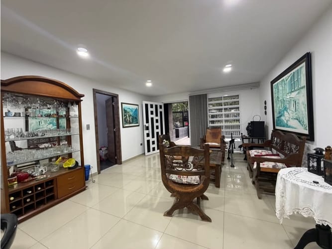 Apartamento de 3 alcobas en venta en Las Mercedes, Palmira, 215 m² · foto 16 de 17