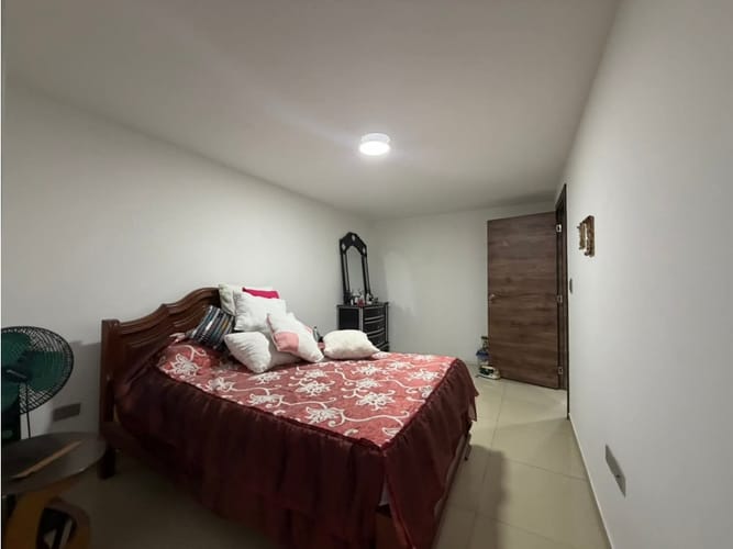Apartamento de 3 alcobas en venta en Las Mercedes, Palmira, 215 m² · foto 17 de 17