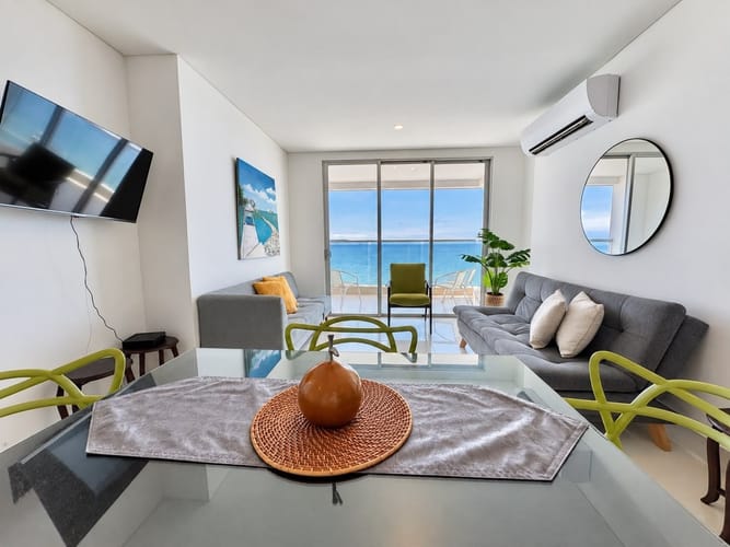 Apartamento de 2 alcobas en venta en Bocagrande, Cartagena, 87 m² · foto 3 de 11