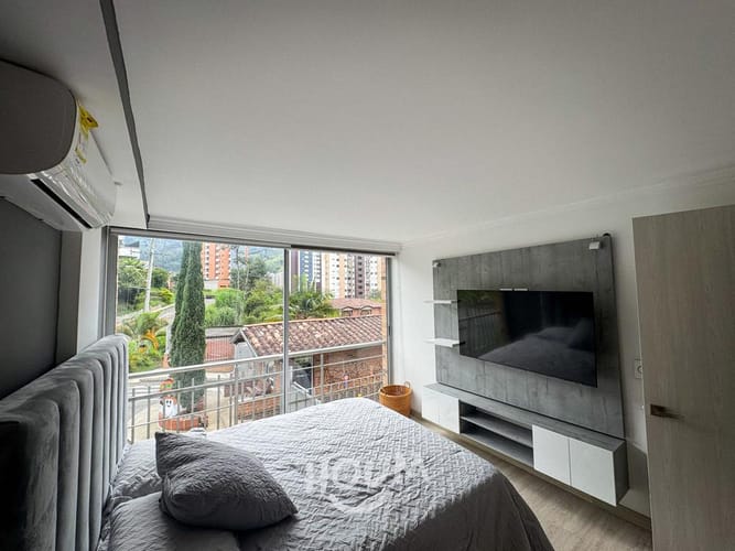 Casa de 5 alcobas en venta en Las Lomitas, Sabaneta, 467 m² · foto 6 de 24
