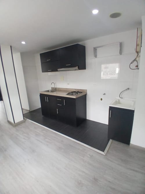 Apartaestudio en arriendo en Chapinero Central, Bogotá, 27 m² · foto 3 de 13