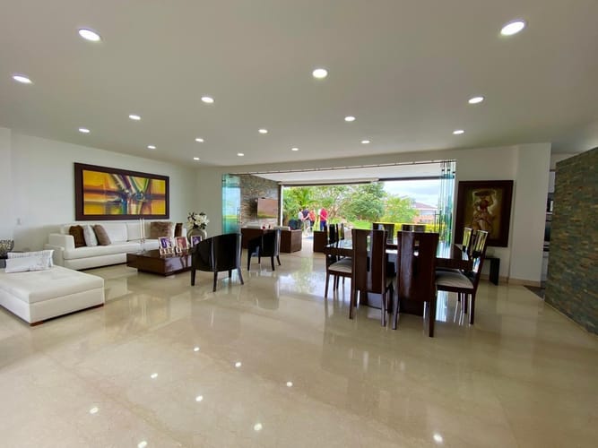 Casa de 6 alcobas en venta en Lagos I, Floridablanca, 592 m² · foto 3 de 19