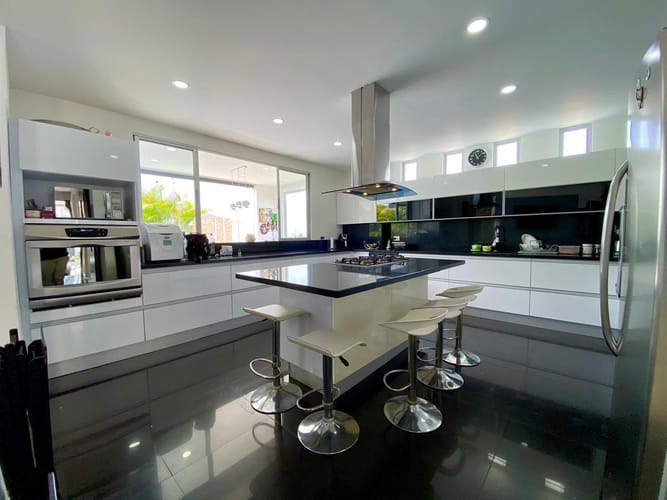 Casa de 6 alcobas en venta en Lagos I, Floridablanca, 592 m² · foto 9 de 19