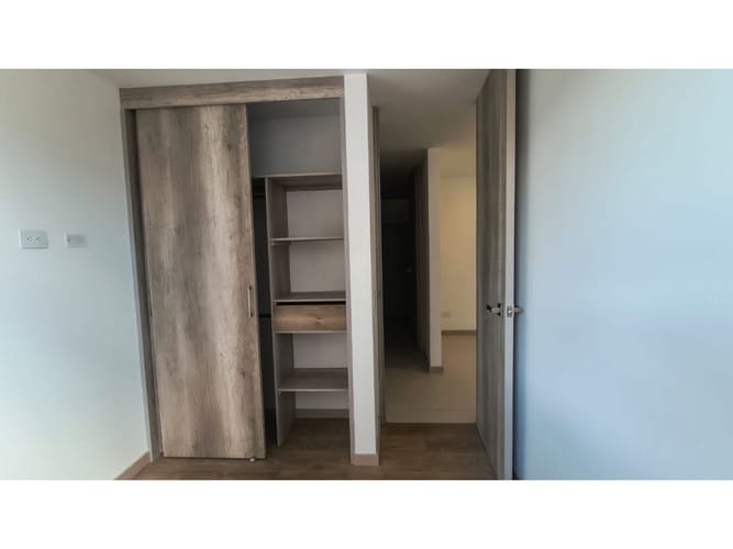 Apartamento de 3 alcobas en arriendo en Ciudad Del Río, Medellín, 93 m² · foto 11 de 17