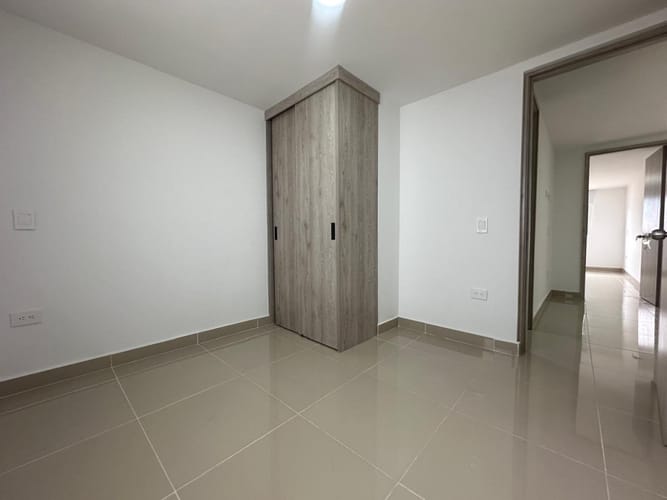 Apartamento de 2 alcobas en arriendo en Calle Larga, Sabaneta, 70 m² · foto 8 de 12