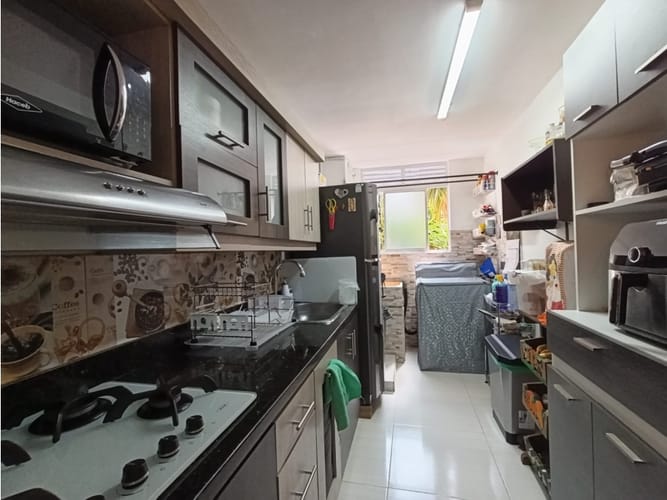 Apartamento de 3 alcobas en venta en Calasanz Parte Alta, Medellín, 70 m² · foto 7 de 21