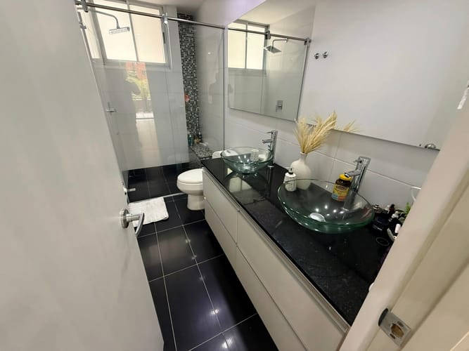 Apartamento de 4 alcobas en venta en Castropol, Medellín, 148 m² · foto 18 de 19