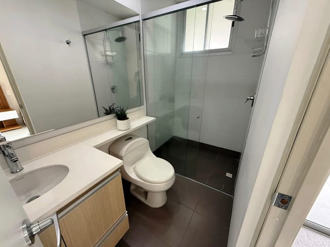Apartamento de 4 alcobas en venta en Castropol, Medellín, 148 m² · foto 11 de 19