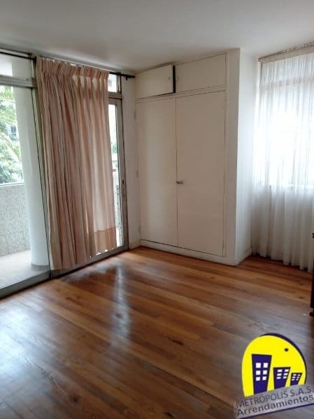 Apartamento de 3 alcobas en venta en La Candelaria, Medellín · foto 17 de 19