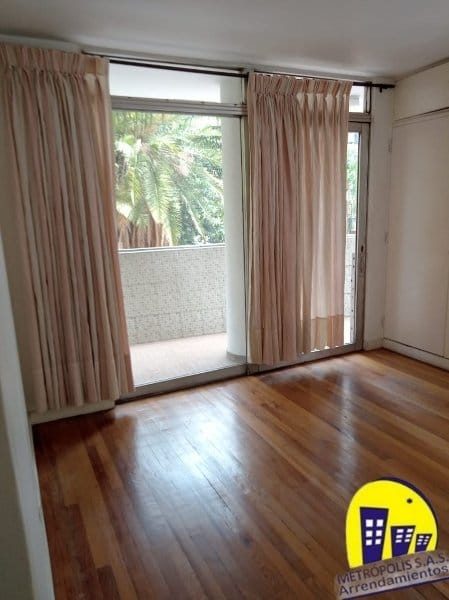 Apartamento de 3 alcobas en venta en La Candelaria, Medellín · foto 18 de 19