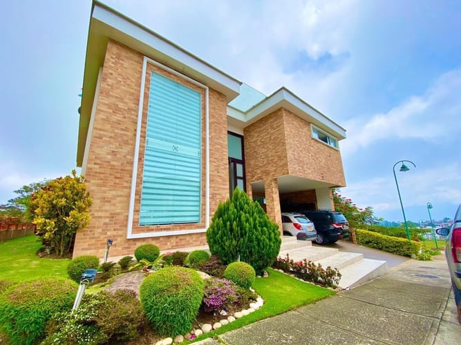 Casa de 6 alcobas en venta en Lagos I, Floridablanca, 592 m² · foto 18 de 19