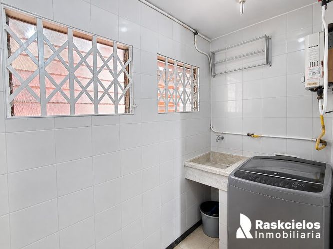 Apartamento de 1 alcoba en arriendo en Laureles Nogal, Medellín, 51 m² · foto 7 de 19