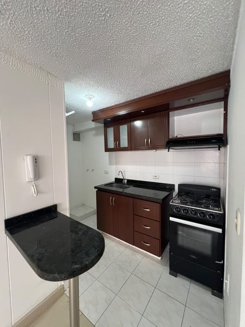 Apartamento de 2 alcobas en arriendo en Ciudad Techo Ii, Bogotá, 47 m² · foto 5 de 13
