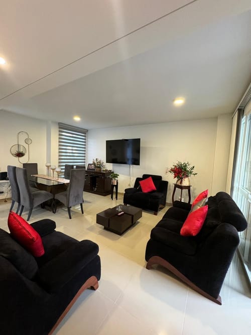 Casa de 4 alcobas en venta en El Castillo, Jamundí, 182 m² · foto 4 de 22