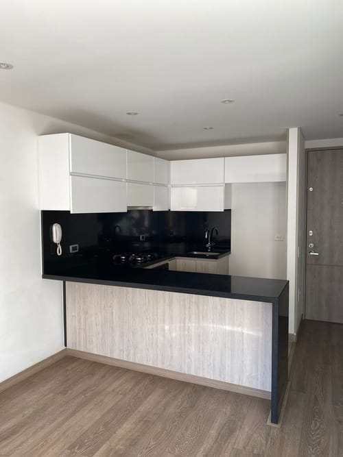 Apartamento de 1 alcoba en arriendo en Colina Campestre, Bogotá, 42 m² · foto 4 de 15