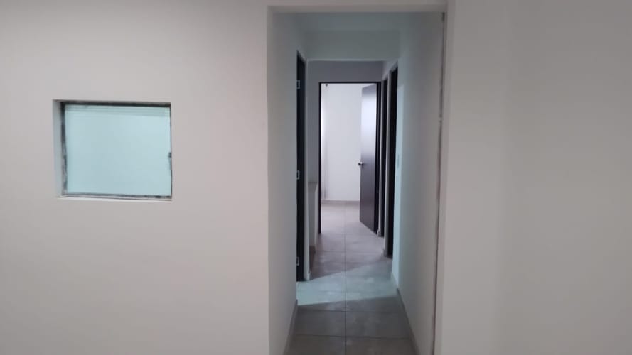 Casa de 6 alcobas en venta en Villa Nelly Los Alisos, Bogotá, 213 m² · foto 22 de 24