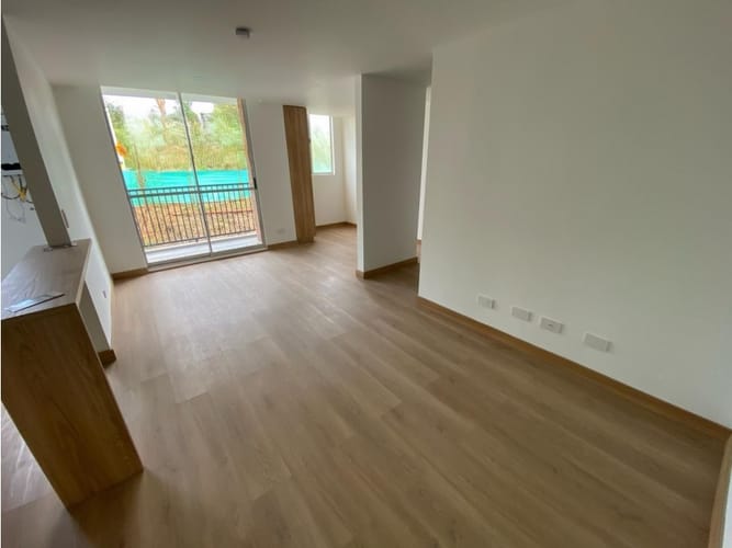 Apartamento de 2 alcobas en venta en El Porvenir, Rionegro, 53 m² · foto 3 de 10