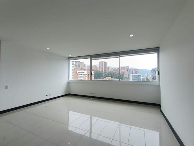 Apartaestudio en arriendo en Alejandria, Medellín, 56 m² · foto 2 de 11