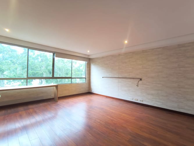 Apartamento de 4 alcobas en arriendo en El Poblado, Medellín, 260 m² · foto 7 de 20