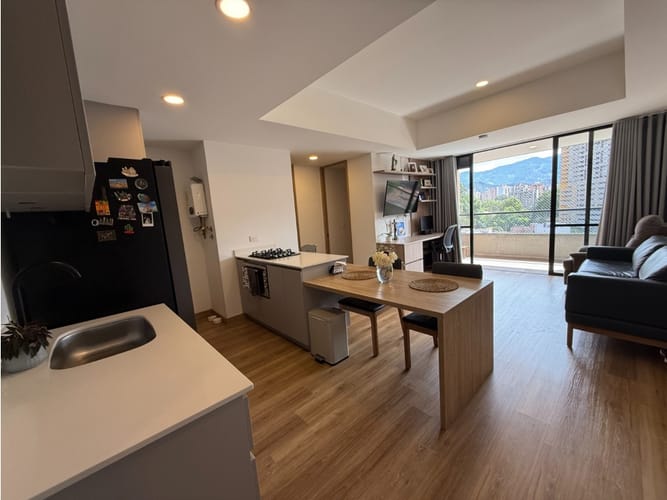 Apartamento de 2 alcobas en venta en La Magnolia, Envigado, 67 m² · foto 1 de 9
