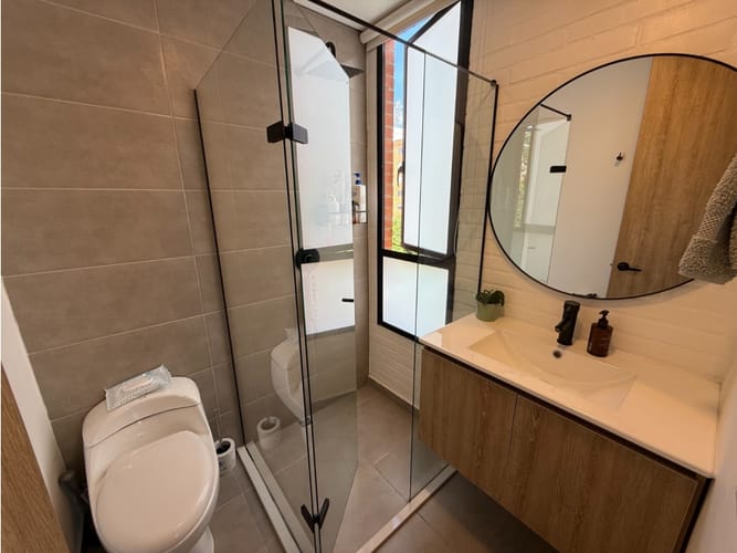 Apartamento de 2 alcobas en venta en La Magnolia, Envigado, 67 m² · foto 8 de 9