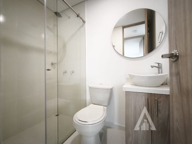 Apartamento de 2 alcobas en arriendo en Las Lomitas, La Estrella, 55 m² · foto 1 de 8