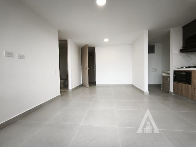 Apartamento de 2 alcobas en arriendo en Las Lomitas, La Estrella, 55 m² · foto 3 de 8