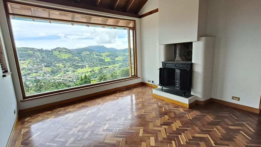 Casa de 3 alcobas en arriendo en Paramo I, Bogotá, 300 m² · foto 18 de 24