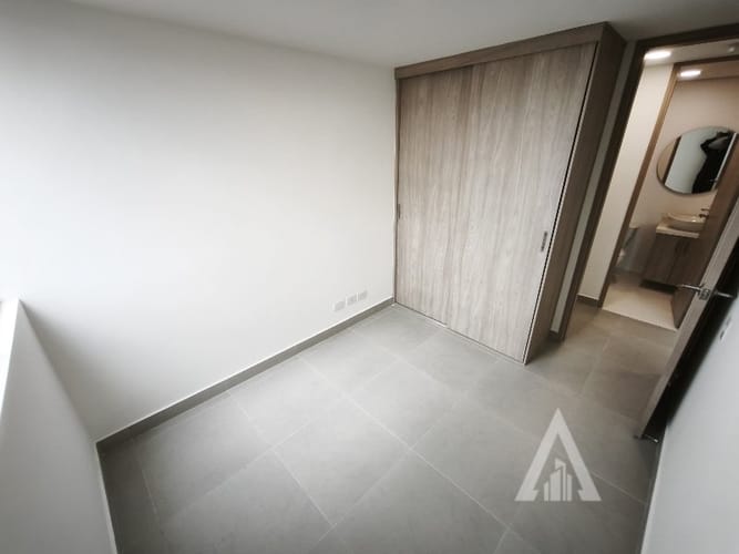 Apartamento de 2 alcobas en arriendo en Las Lomitas, La Estrella, 55 m² · foto 5 de 8