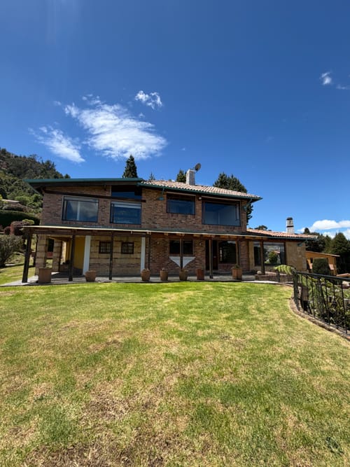 Casa de 3 alcobas en arriendo en Paramo I, Bogotá, 300 m² · foto 13 de 24