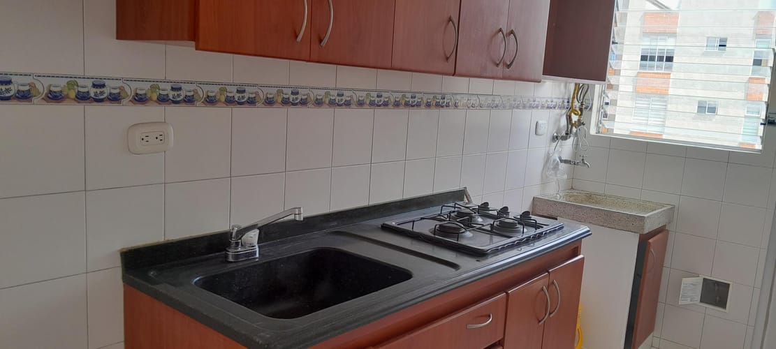 Apartamento de 3 alcobas en venta en Santa Maria De Suba, Bogotá, 55 m² · foto 2 de 14