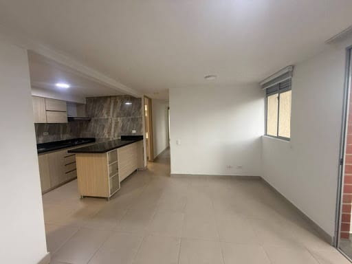 Apartamento de 3 alcobas en arriendo en Cabañas, Bello, 76 m² · foto 2 de 21