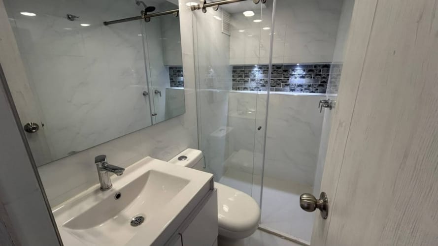 Apartamento de 2 alcobas en arriendo en La Laguna Fontibon, Bogotá, 42 m² · foto 9 de 13
