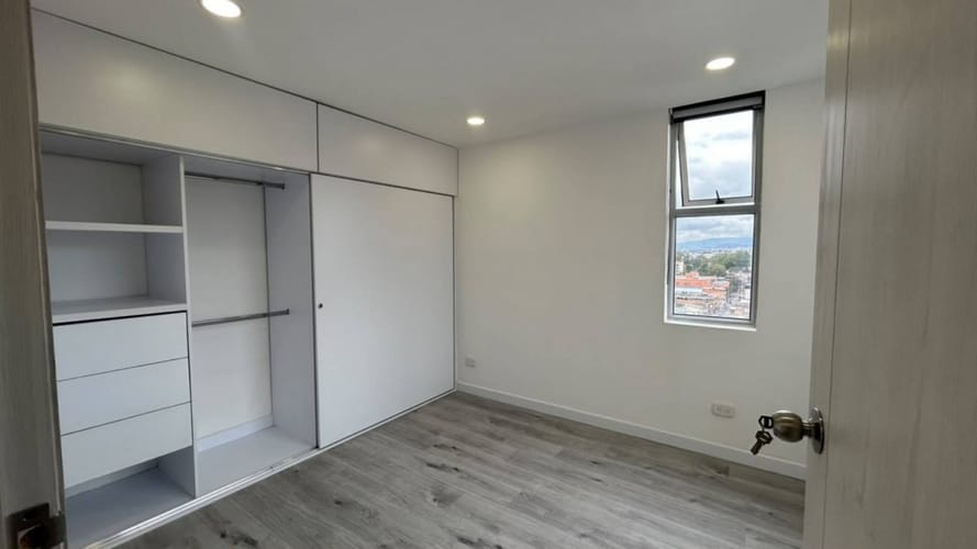 Apartamento de 2 alcobas en arriendo en La Laguna Fontibon, Bogotá, 42 m² · foto 11 de 13